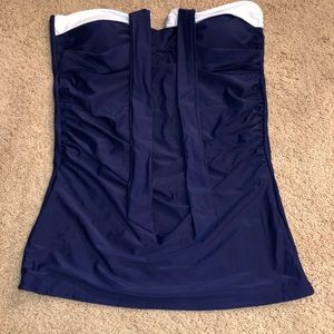 NWOT Navy and white tankini swim suit top